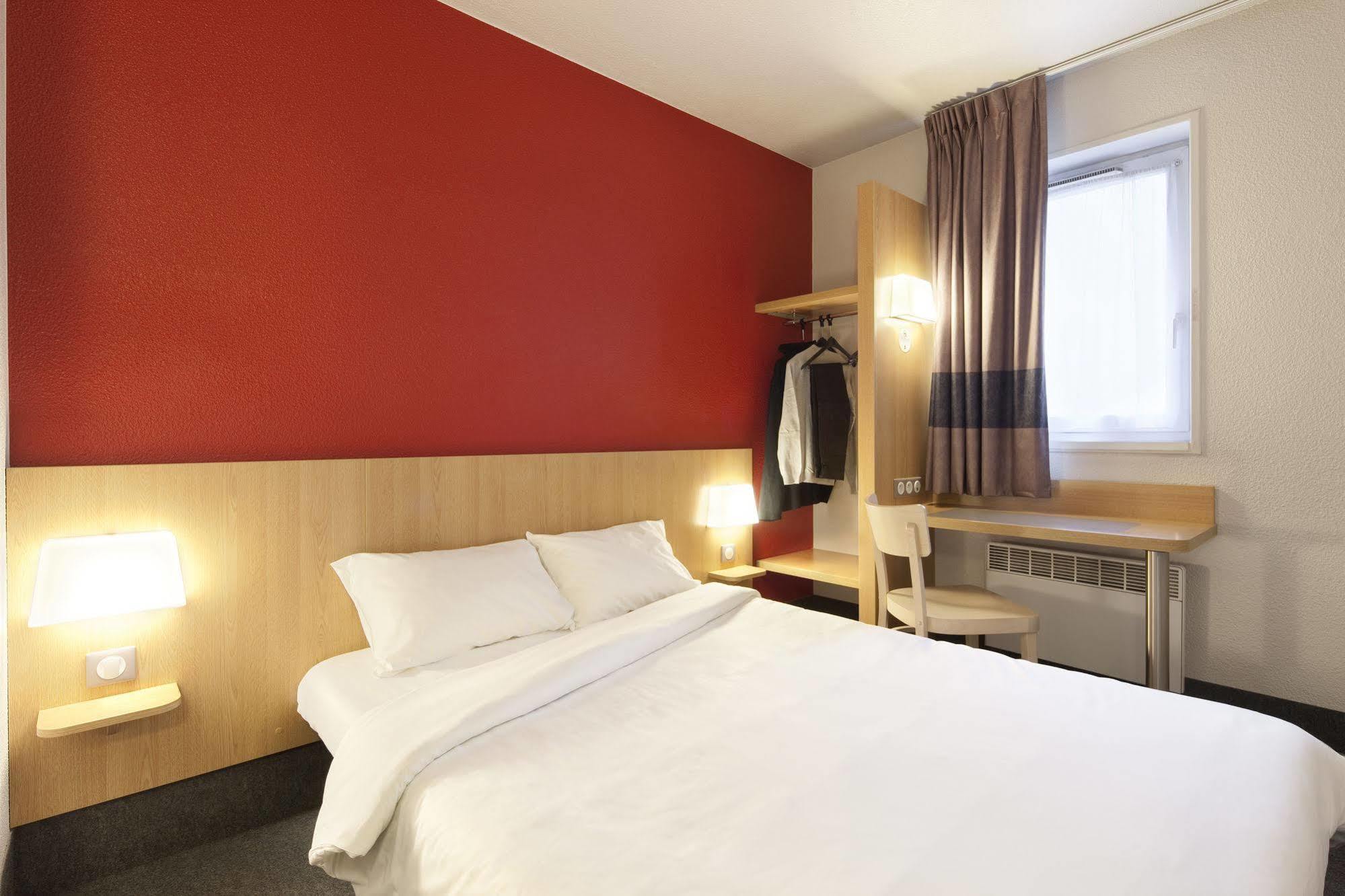 B&B Hotel Saint-Michel Sur Orge Экстерьер фото